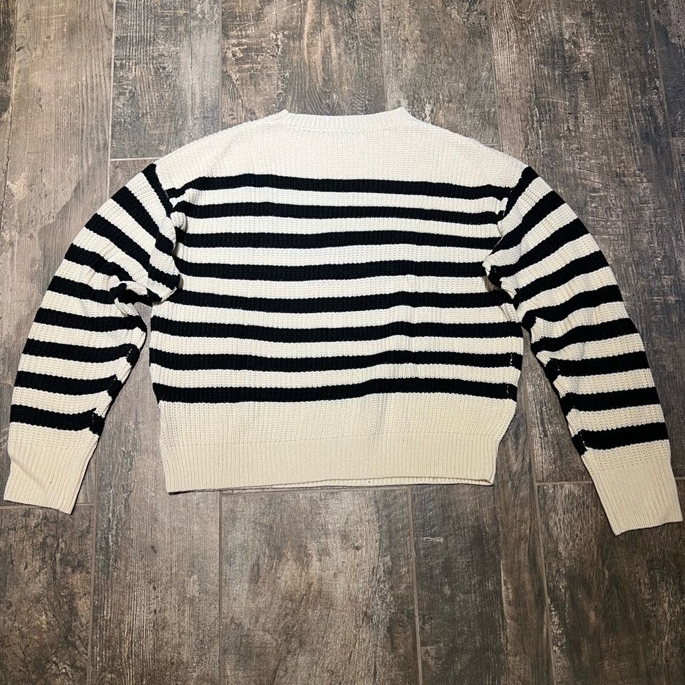 Striped Black and White Women's Sweater